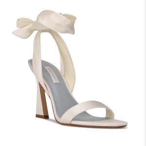 NEW Nine West Satin Heels!
